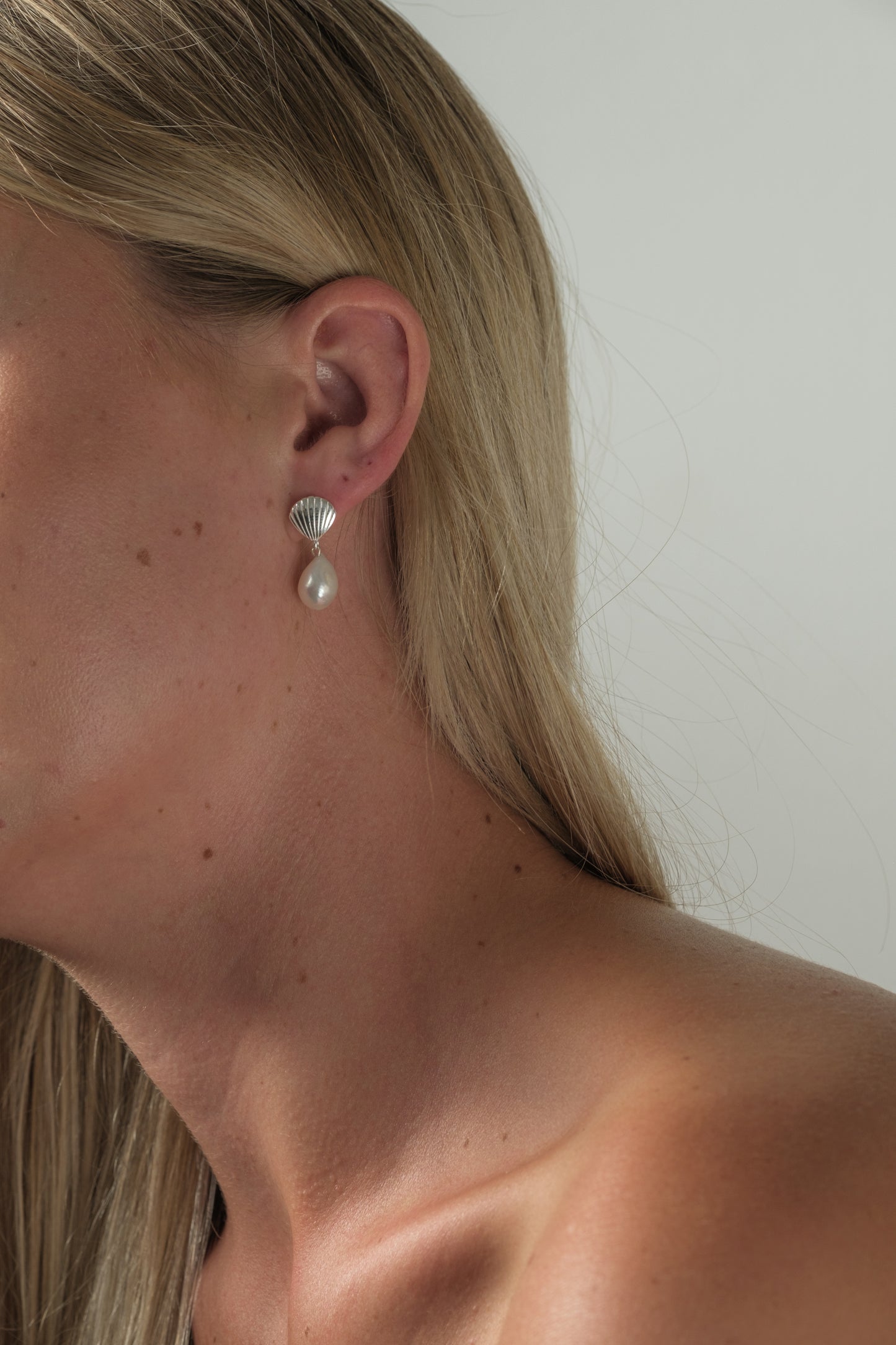 Tidal Pearl Studs