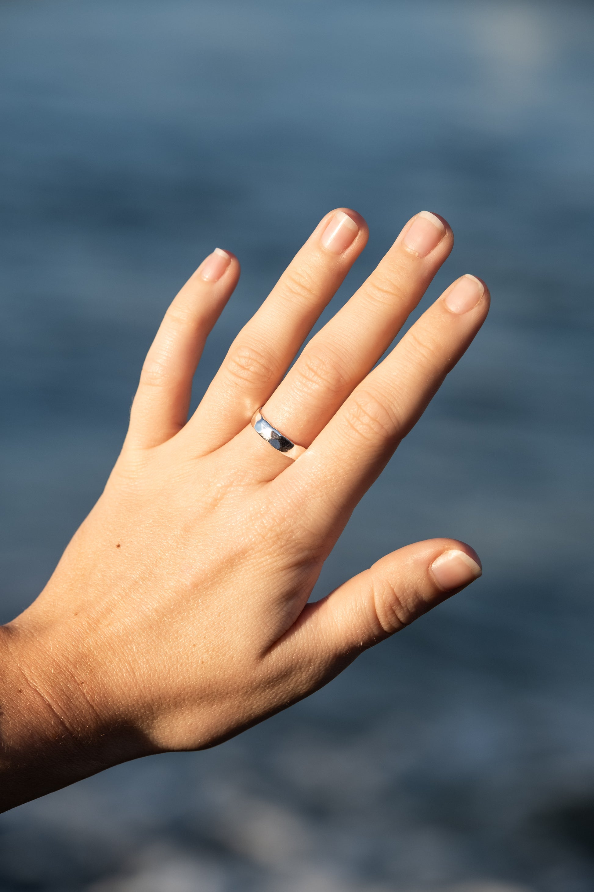 Tide Hammered Ring 4.5mm