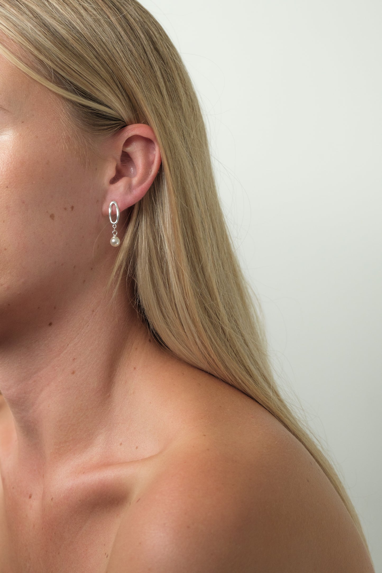 Drift Pearl Earrings