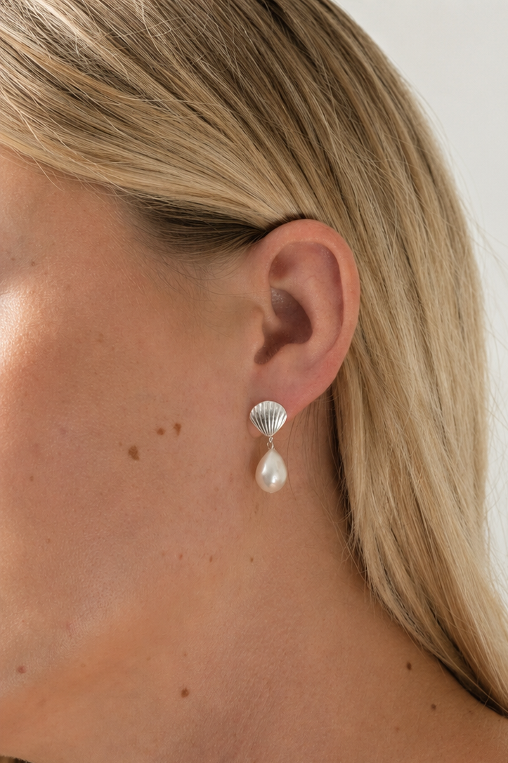 Tidal Pearl Stud Earrings Silver